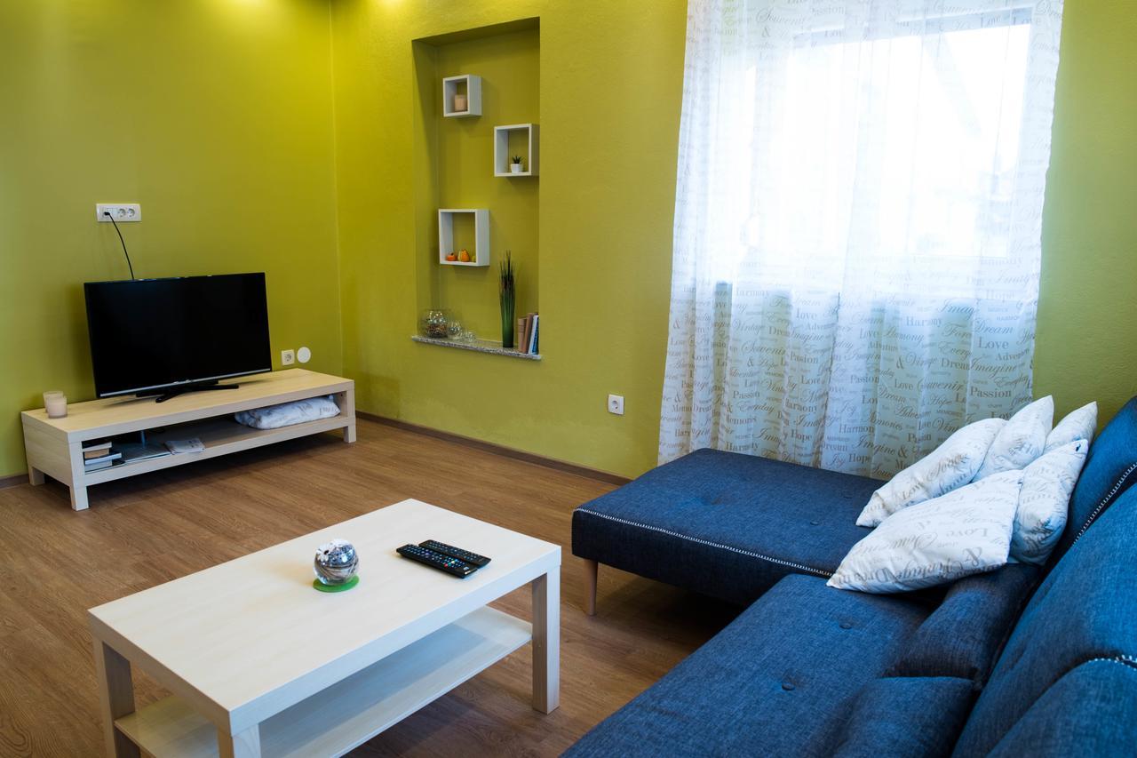 Hostel Hisa Na Travniku Dob 외부 사진